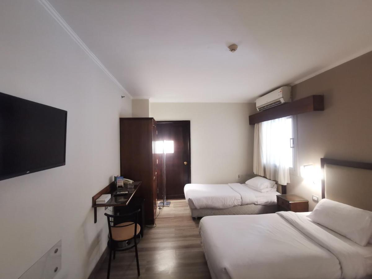 Green Plaza Inn "'Business &Families Only"' Alessandria Esterno foto