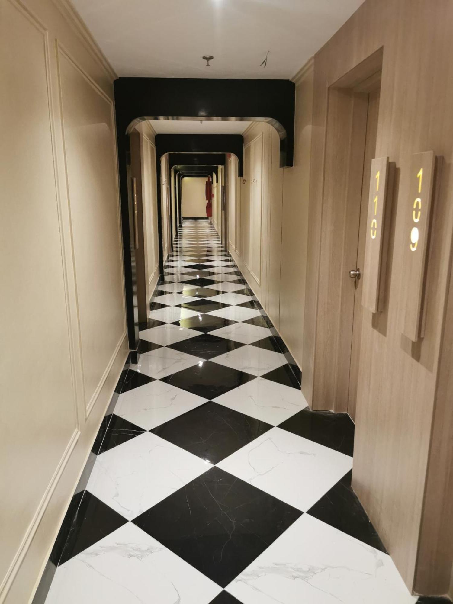 Green Plaza Inn "'Business &Families Only"' Alessandria Esterno foto