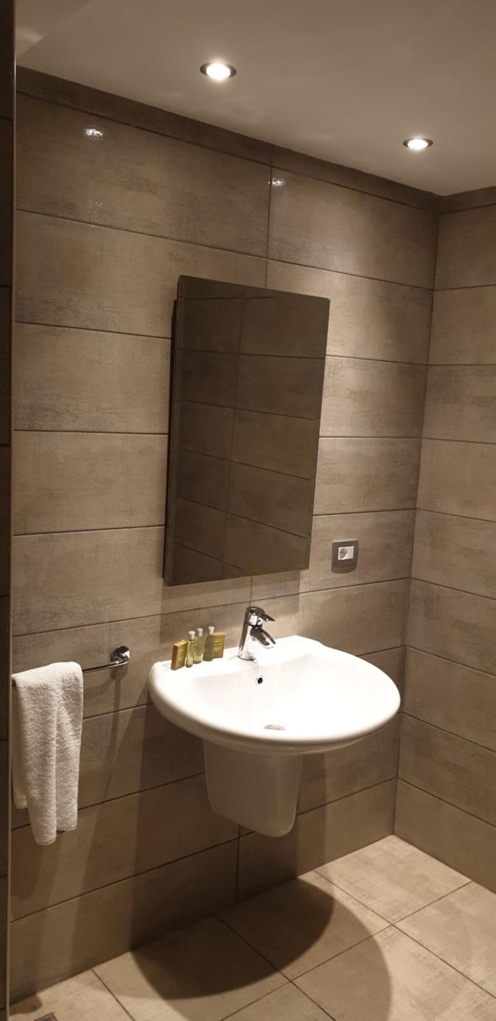 Green Plaza Inn "'Business &Families Only"' Alessandria Esterno foto