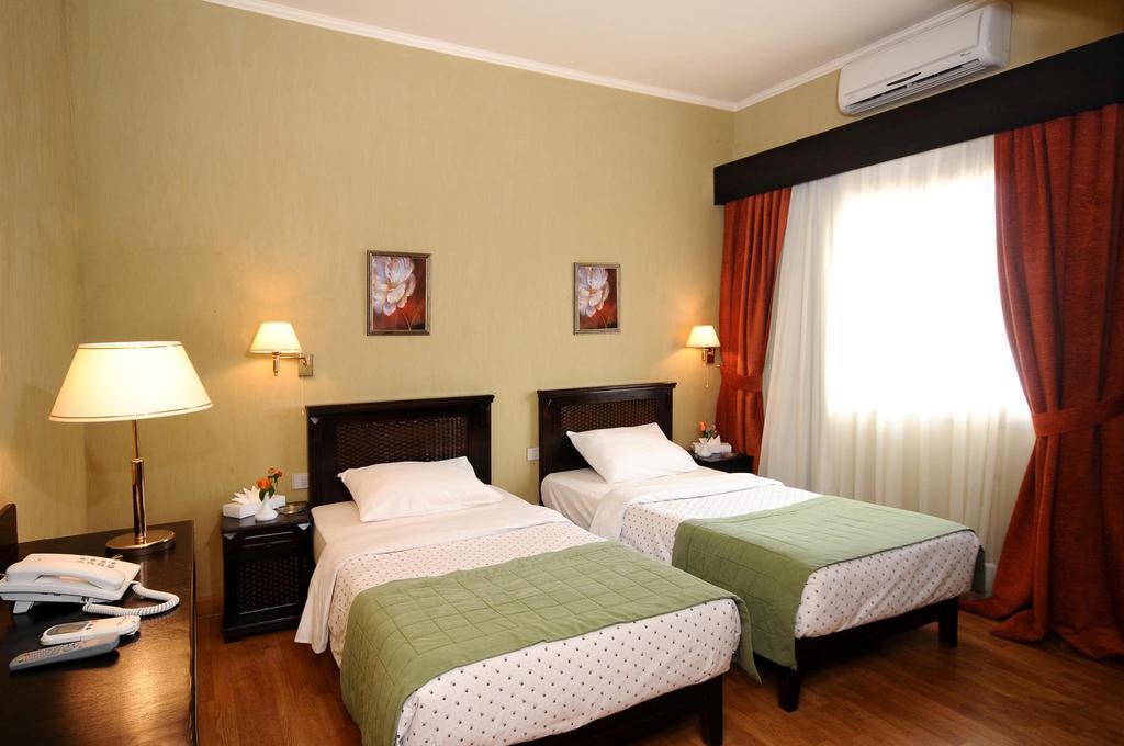 Green Plaza Inn "'Business &Families Only"' Alessandria Camera foto