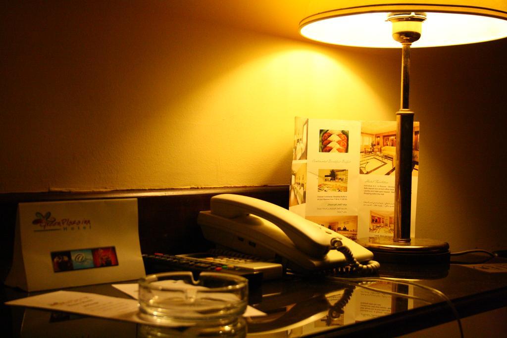 Green Plaza Inn "'Business &Families Only"' Alessandria Esterno foto